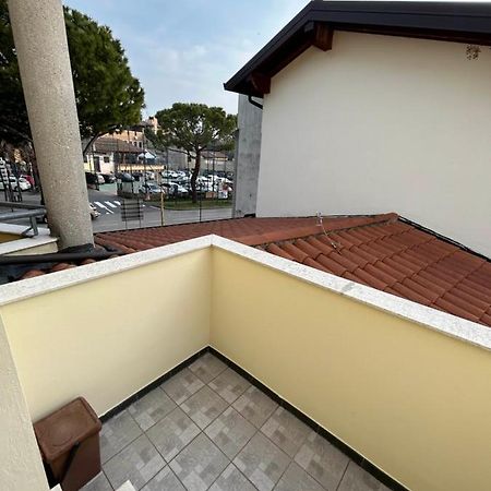Marconi67 Appartement Desenzano del Garda Buitenkant foto