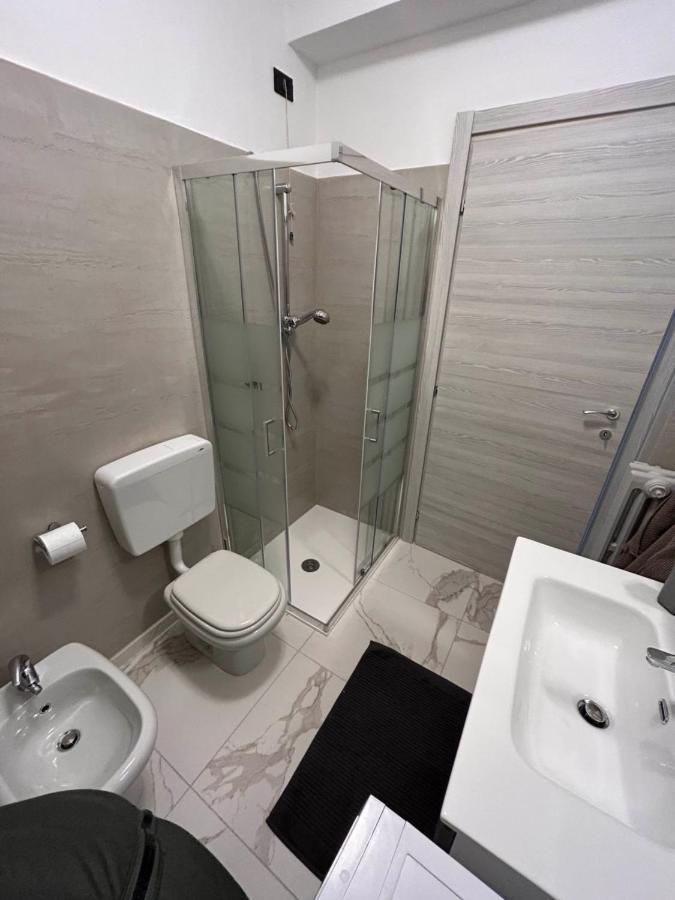 Marconi67 Appartement Desenzano del Garda Buitenkant foto